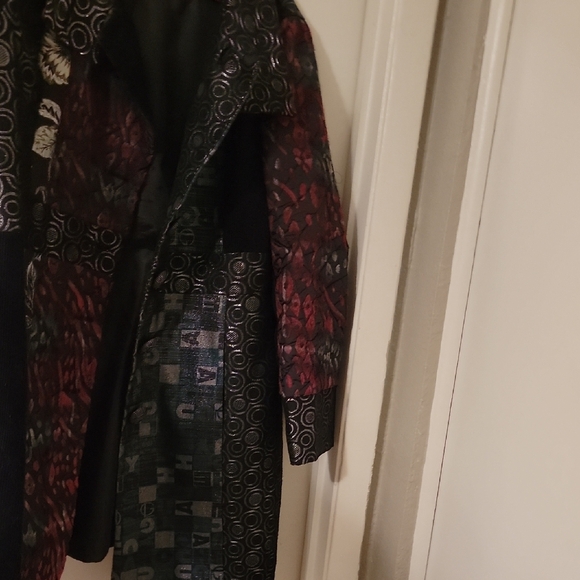 Elegant Patchwork Trench Coat - Picture 2 of 6